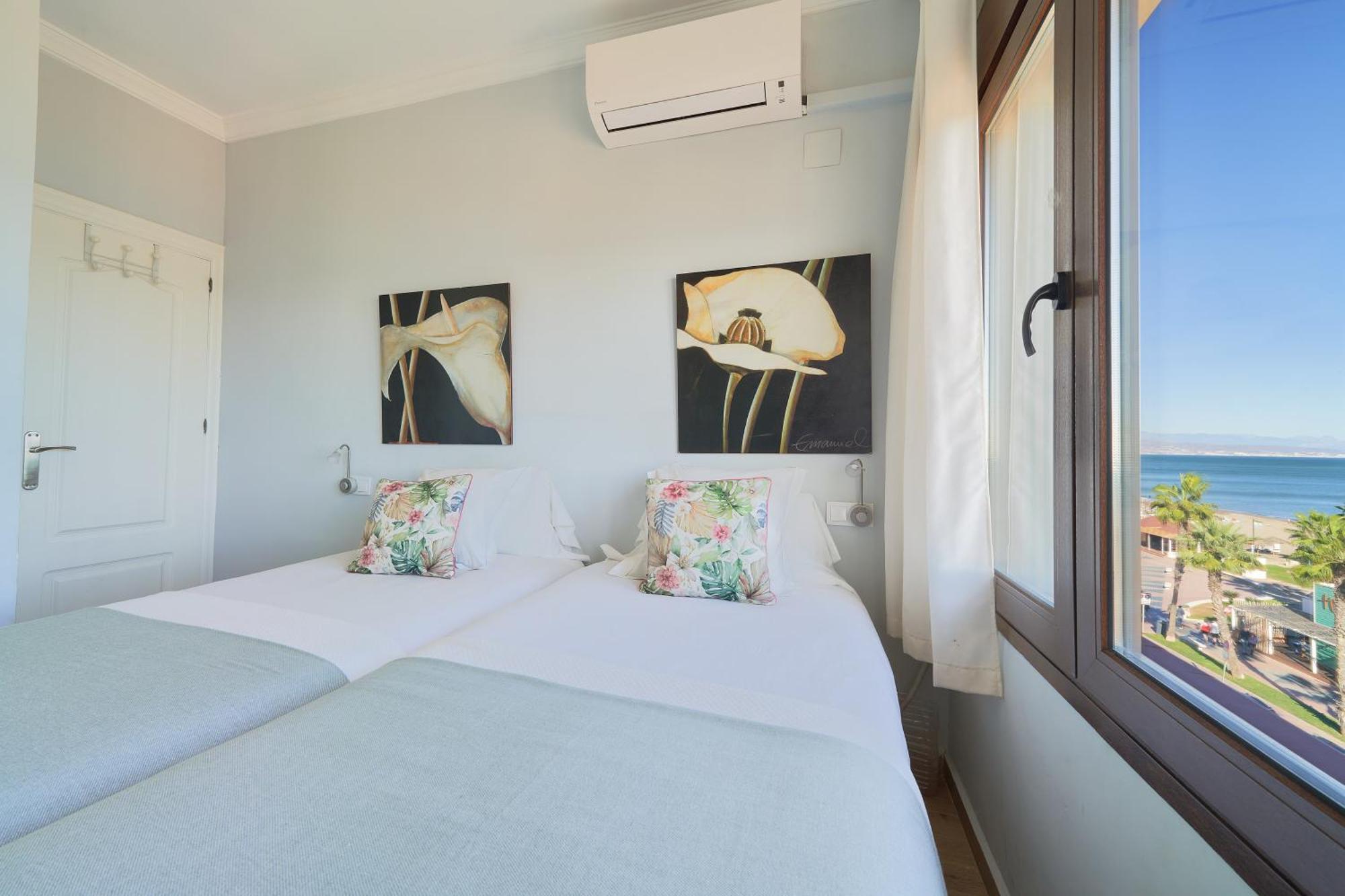 Xpce Playa Bajondillo Terrace - Parking Free Apartment Torremolinos Bagian luar foto