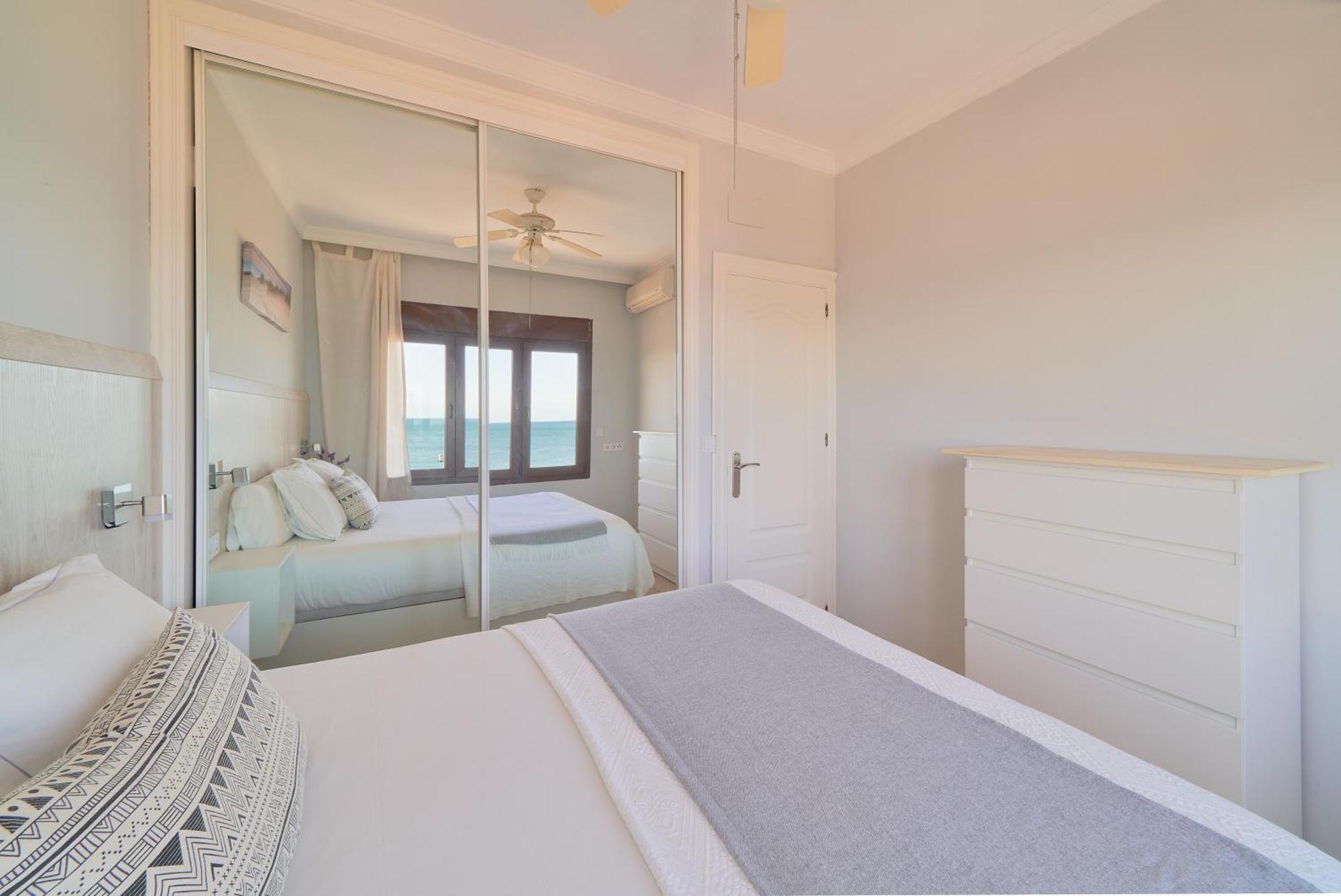 Xpce Playa Bajondillo Terrace - Parking Free Apartment Torremolinos Bagian luar foto
