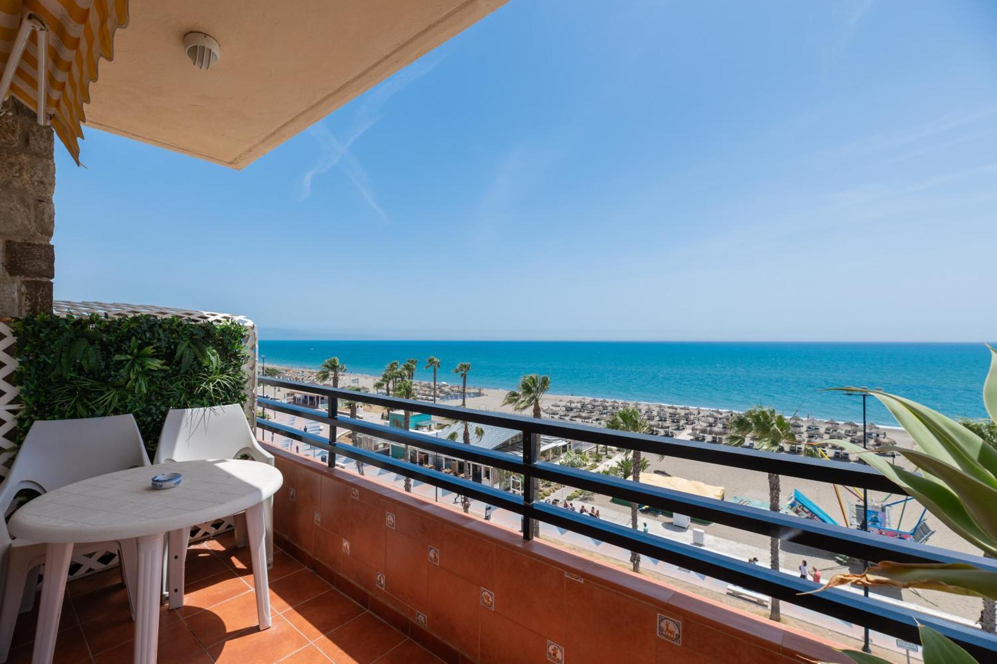 Xpce Playa Bajondillo Terrace - Parking Free Apartment Torremolinos Bagian luar foto